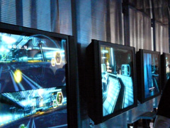 #005Υͥ/E3 2010DisneyTron Evolution: The Video Gameפȯɽβǥ2010ǯ