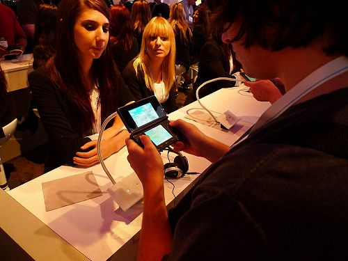#003Υͥ/E3 2010E3 2010οϡɡ˥ƥɡ3DS򤤤᤯äƤ