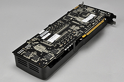 #029Υͥ/GTX 560 Ti2ܤEVGA GeForce GTX 560 Ti 2WINץӥ塼äѤäϥ饹ɤμϤ򸫤
